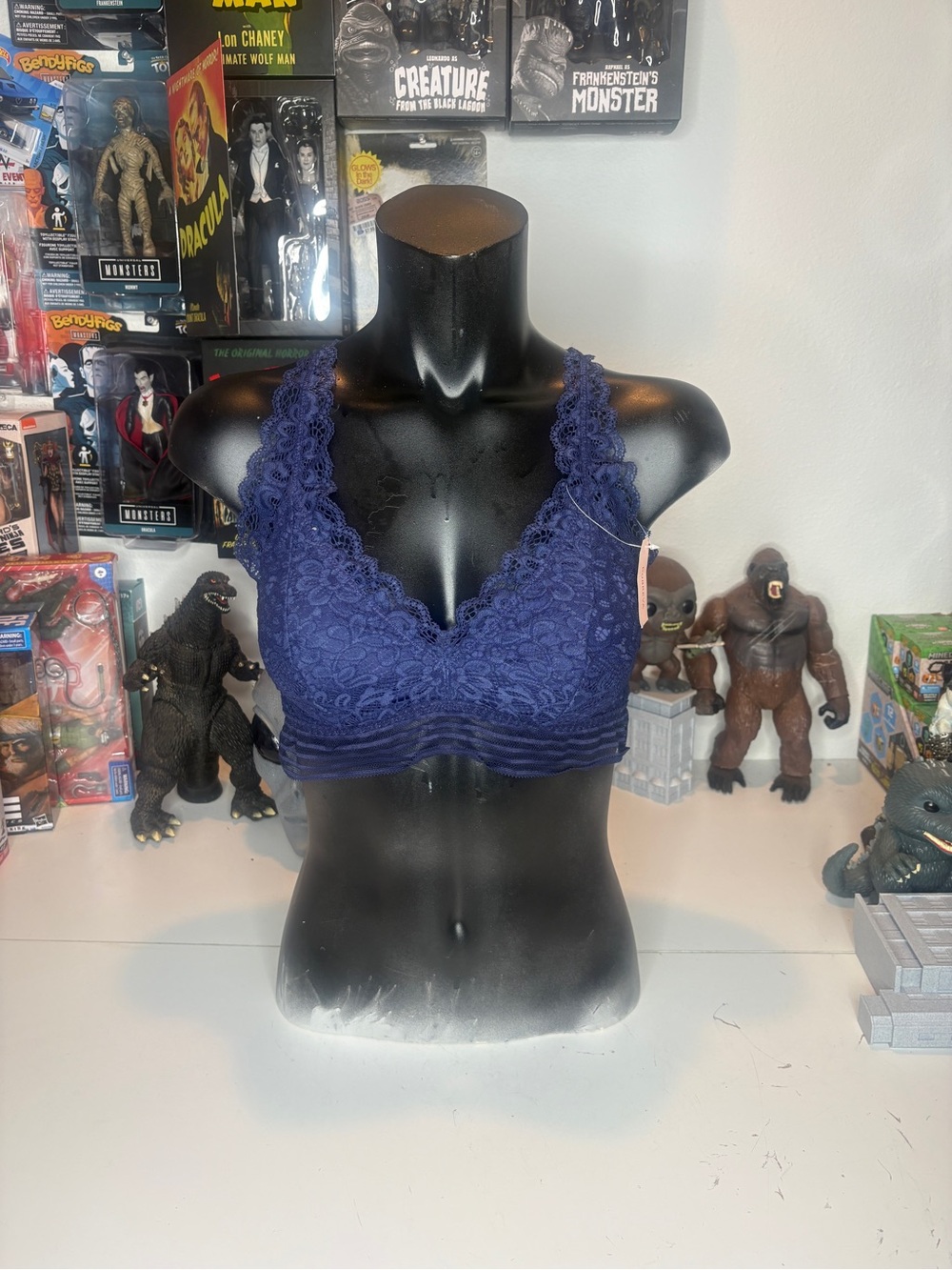 NWT Dobreva Lace Blue V-Neck Bralette